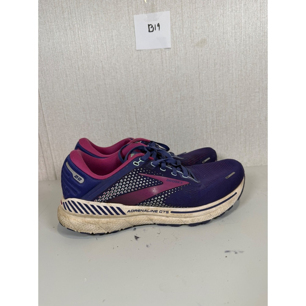 Brooks Adrenaline GTS 22 Womens 11.5 Purple Running Walking Jogging Training